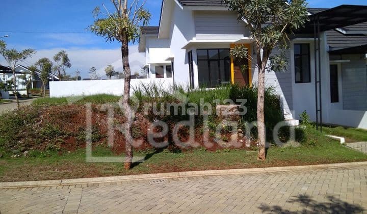 Rumah bagus, butuh minim renov, di BSB Village, Mijen (Vn0335)