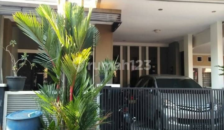 Rumah cantik siap huni dalam Cluster di Vila Dago