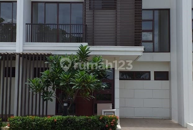 Rumah di Assati amethys vanya Park BSD City