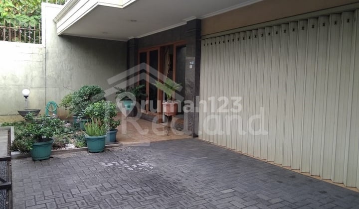 Rumah di Jl. Brumbungan (Vn0280)