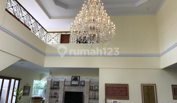 Rumah lux di Menteng Jakarta Pusat