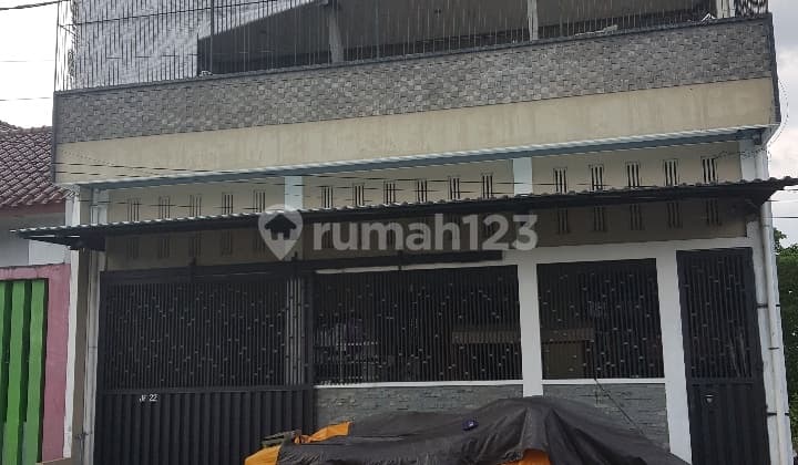 Rumah mewah bangunan berkualitas di solo baru