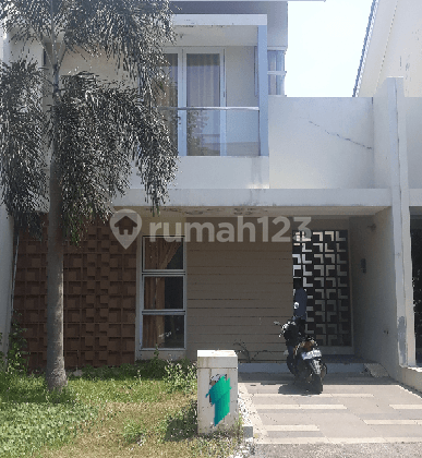 rumah cantik di Grand wisata