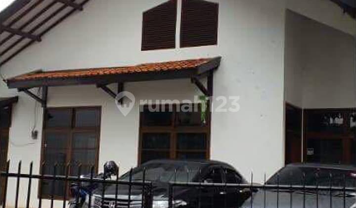 Rumah di Dago Pojok Siap Huni