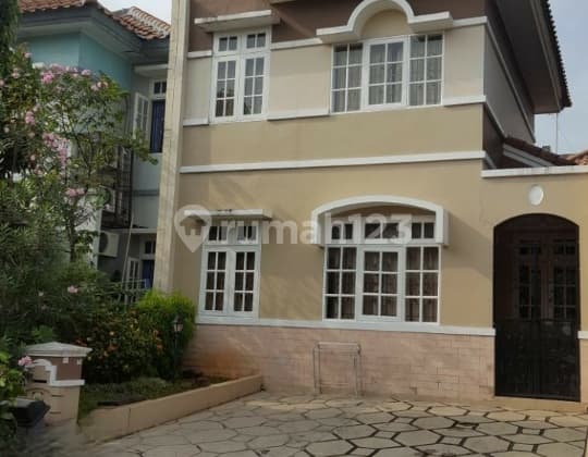 Rumah dengan lokasi Aman Nyaman Asri, di Legenda Wisata, Cibubur