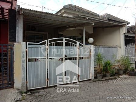 Ready-to-occupy house in Plamongan Indah