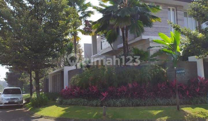 grand house in malang