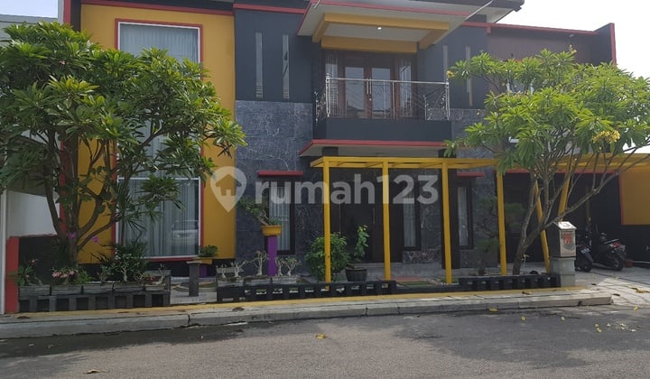 Rumah Mewah Di Cluster Elite Colomadu Solo