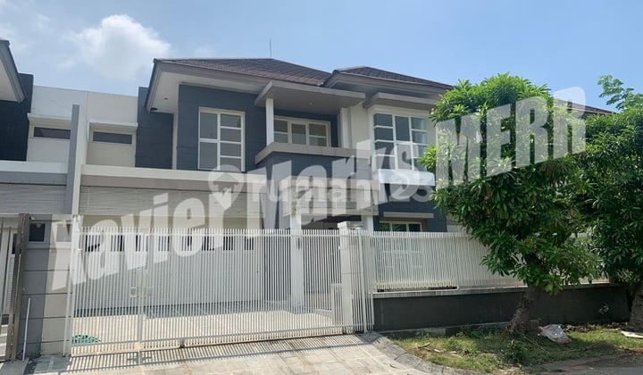 Rumah Mewah OKE Puri Galaxy Bamboo Lakes ! Rumah Mewah OKE Puri Galaxy Bamboo Lakes !