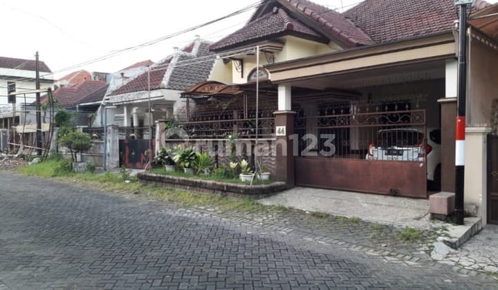 Turun harga rumah lokasi strategis dekat kampus UB