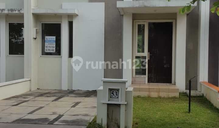 Affordable Single-Story House with a Large Land Area