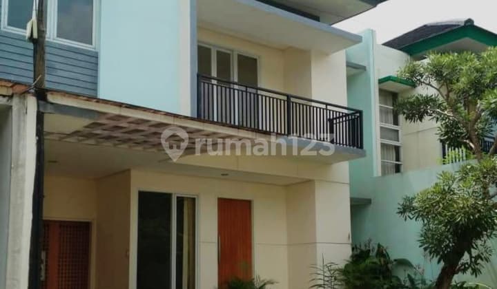 Dijual Rumah Dalam Cluster Cantik 2 Lantai di Cinere