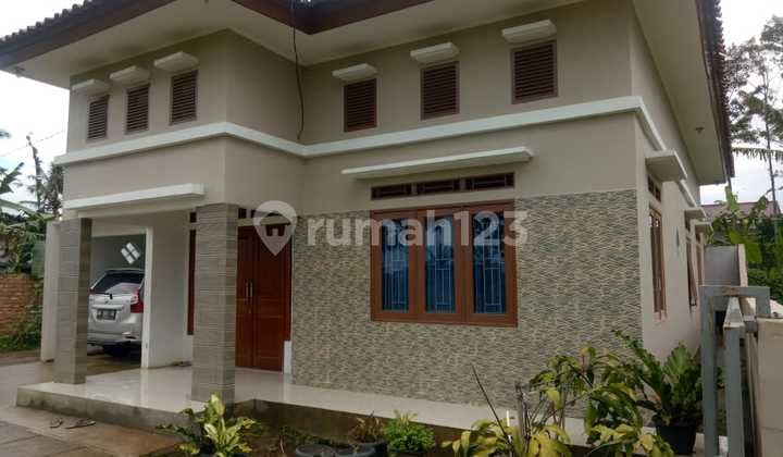 Rumah Mewah 2 Lantai, Cisaat, Sukabumi