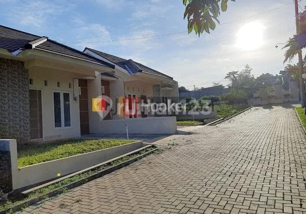 Rumah di Dawung Residence Untung Suropati Ngaliyan Semarang