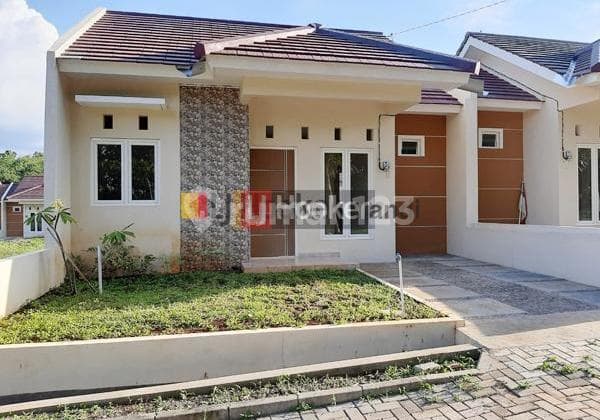 Rumah di Dawung Residence Untung Suropati Ngaliyan Semarang