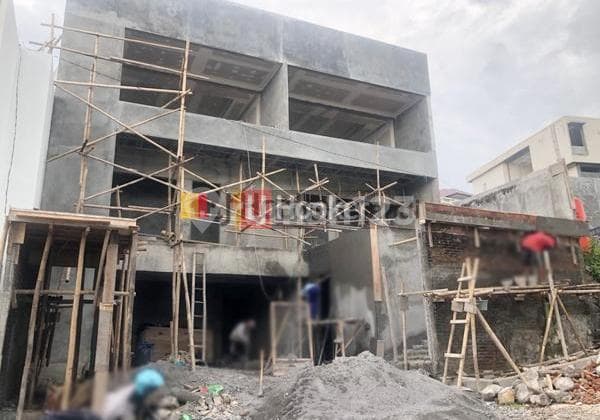 Rumah di Palm Priority Land Gajah Mungkur Semarang