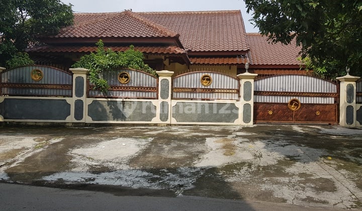 Rumah Mewah Siap Huni Dekat Manahan Di Banyuanyar Banjarsari Solo