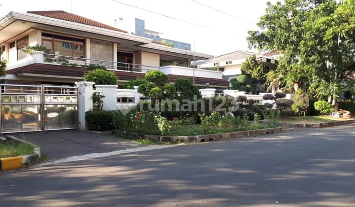 Rumah Asri Dan Nyaman Ancol