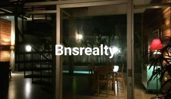 Villa Location Padang Linjong