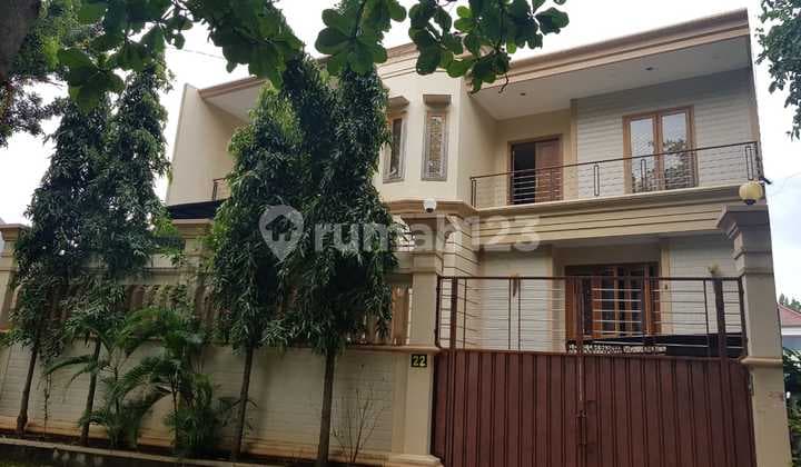 Rumah Mewah Siap Tempati Di Jl. Rinjani, Semarang