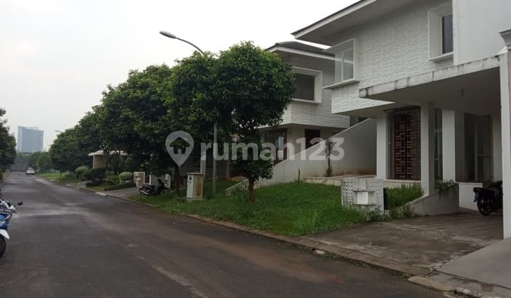 Rumah di Cluster Sutera Victoria Alam Sutera
