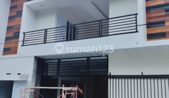 Rumah kost baru 2 lantai