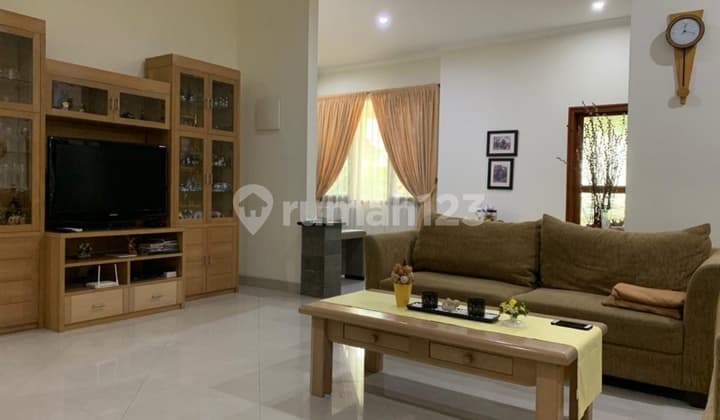 Beautiful and tidy house.