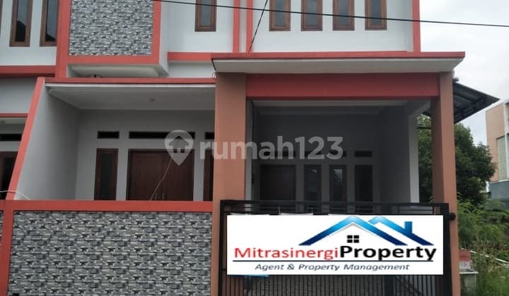 RUMAH 2 LANTAI DALAM CLUSTER DI PERUMAHAN CHANDRABAGA