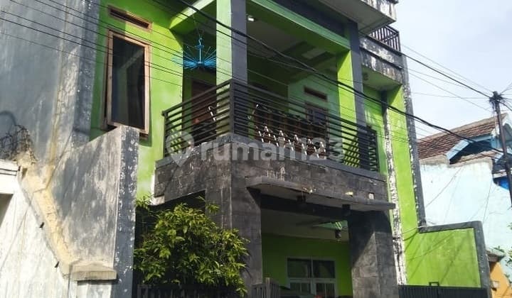 Rumah Bagus Terawat di Taman Cibaduyut Indah