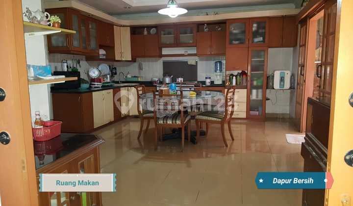 House in Kota Wisata, Hommy, Neat, Ready to Occupy