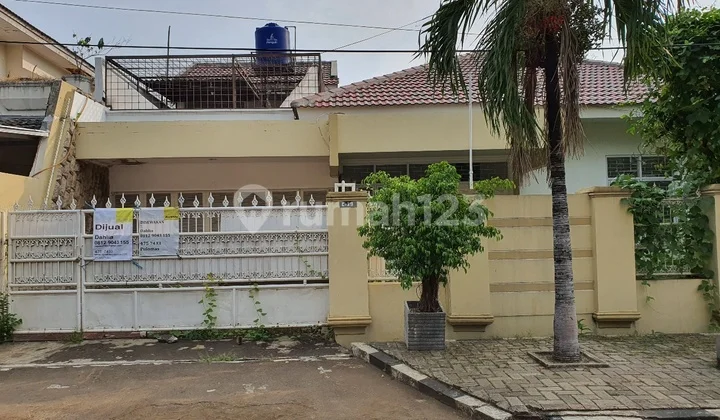 rumah strategis depan fasum dan bebas bjr rumah strategis depan fasum dan bebas bjr