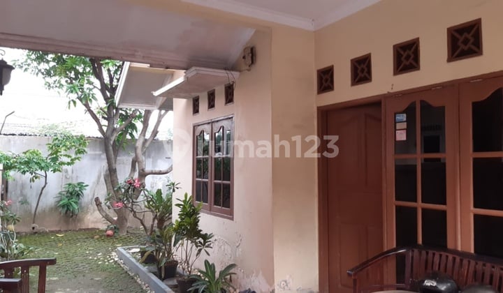 Rumah Murahhh & Nyaman (dibawah harga pasaran) di Ujung Jalan yg Tenang pekayon bekasi