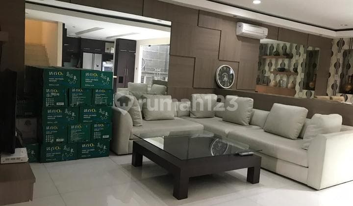 Green Johar House PIK