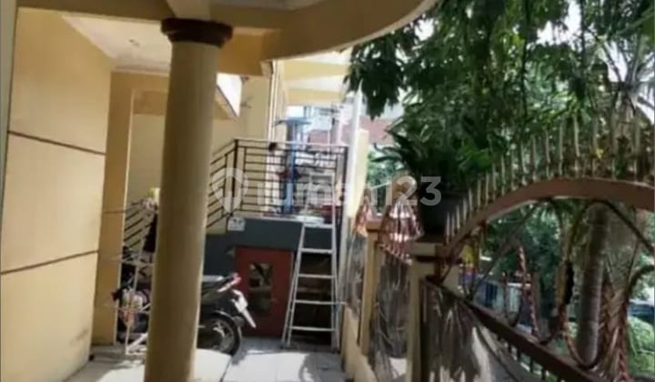 Rumah Kost 2 Lantai Dan Full Dekat Uns Solo
