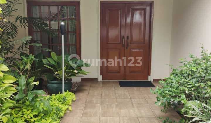 Rumah Siap Huni Area Kemang Dalam