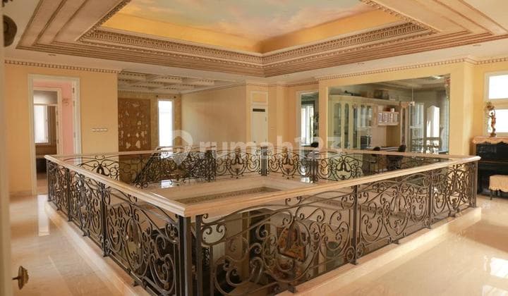 Rumah Mewah Pakuwon Indah Villa Bukit Regency VBR Surabaya Barat Full Marmer Classic Modern Siap Huni