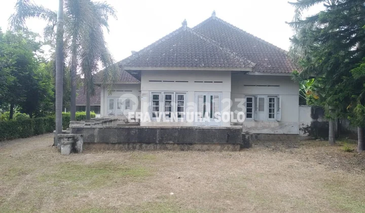 Rumah Lama Etnik Belanda Terawat Karanganyar Kota Rumah Lama Etnik Belanda Terawat Karanganyar Kota