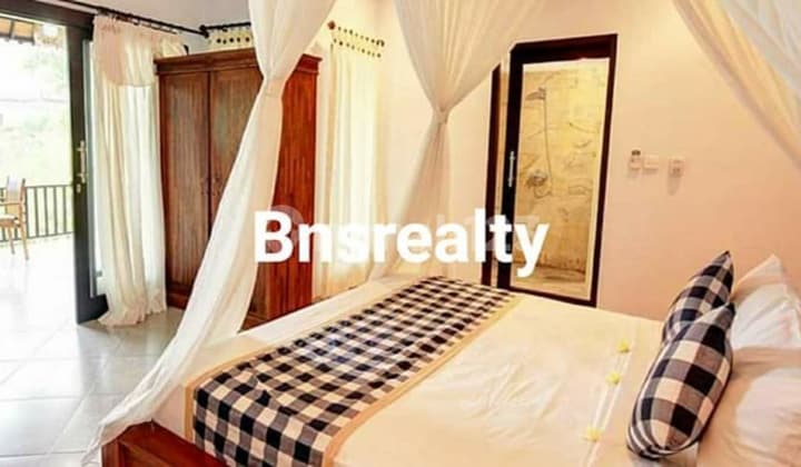 Villa Lokasi Penestanan Kelod