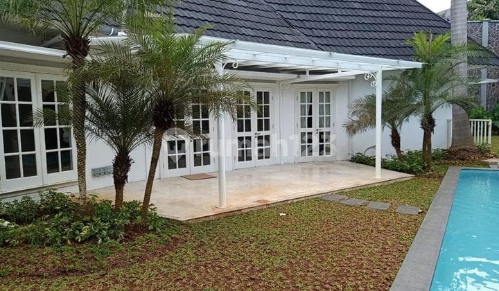 Rumah Bagus Siap Huni Area Kebayoran Baru