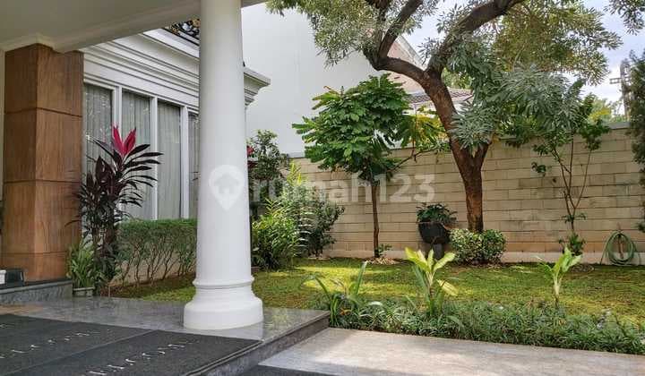 RUMAH MEWAH FULL FURNISHED DEKAT SENAYAN CITY MALL