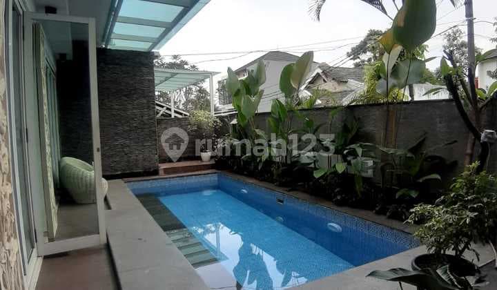 Rumah Bagus, Strategis, Aman & Nyaman, Swimming Pool