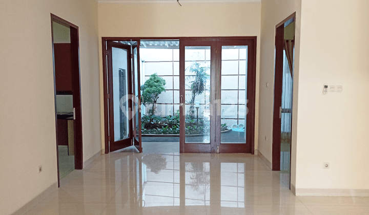 Rumah 4BR di Antasari Residence, jl Antasari Kebayoran Baru Jakarta Selatan