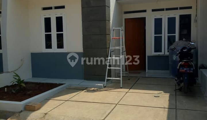 rumah asri siap huni tanpa DP ready dekat pintu toll,dekat stasiun dan dekat MRT