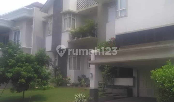 Modern Minimalist House in BSD Cluster, serene, comfortable, and secure.