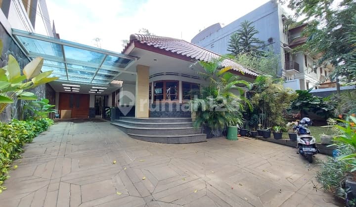 Rumah Asri dan Terawat di Sayap Dago Pusat Koda Bandung Utara