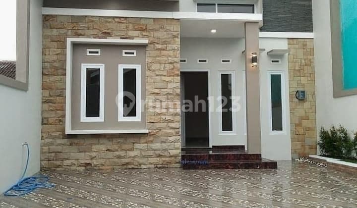 Rumah murah pinggir jalan anti banjir lokasi depok