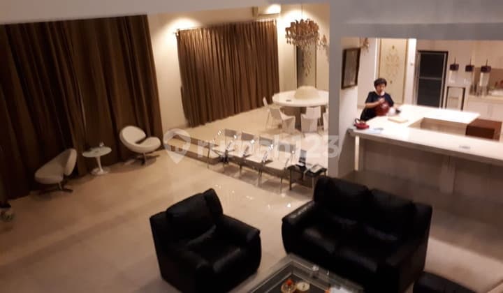 Rumah mewah di Alam Sutera