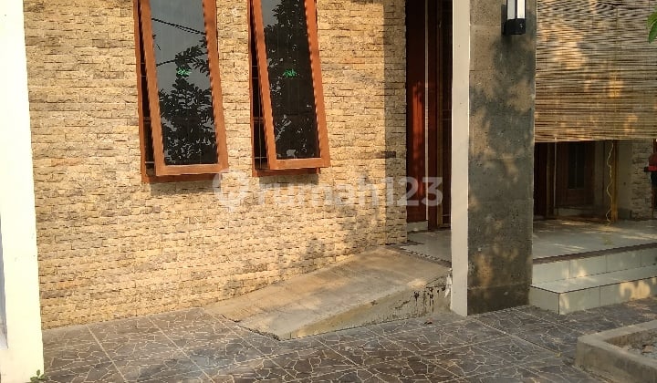 Rumah minimalis non cluster Lokasinya strategis dekat kampus ternama