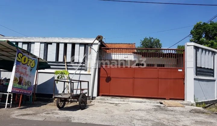 Rumah Aman Dan Nyama Di Jl. Puspowarno IV, Semarang Rumah Aman Dan Nyama Di Jl. Puspowarno IV, Semarang