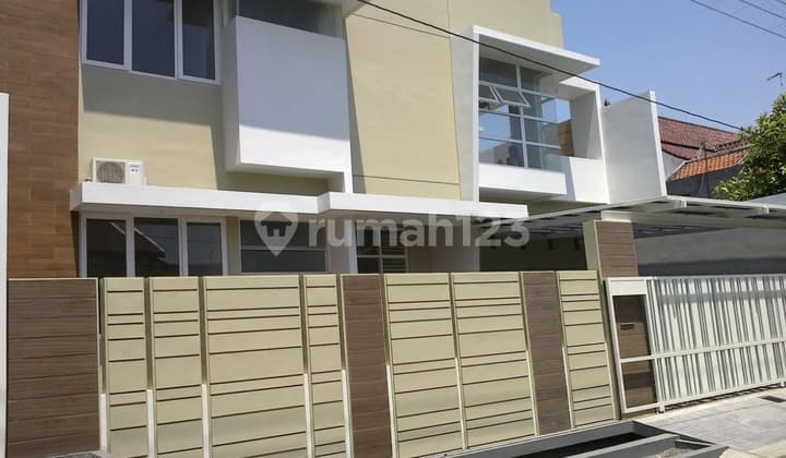 Rumah Mewah bagus,cantik,tengah kota